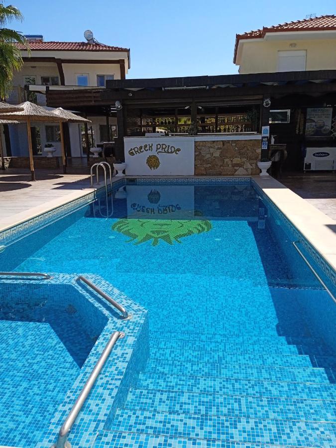Halkidiki Greek Pride Ηotel And Apartments Skála Foúrkas Eksteriør billede