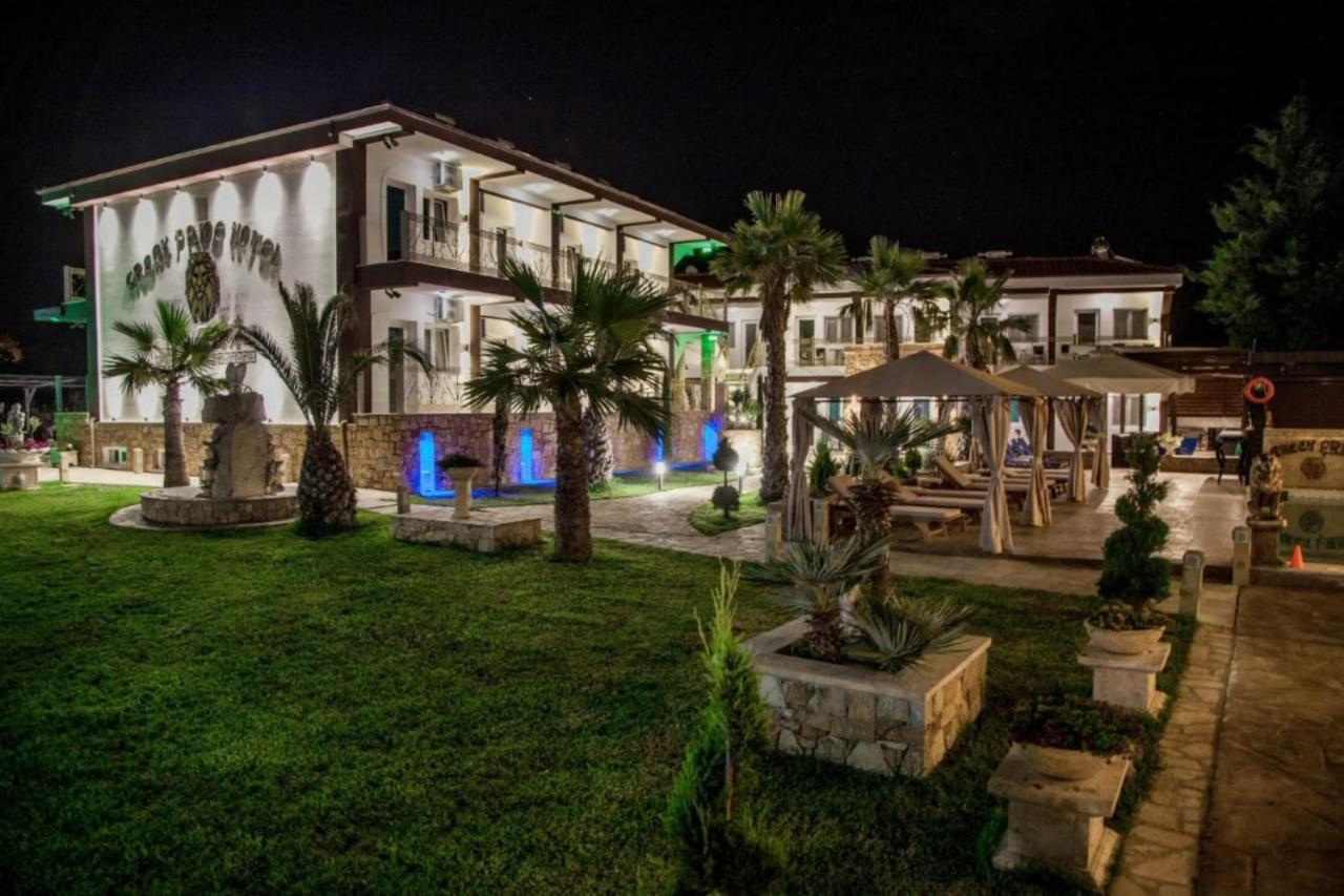 Halkidiki Greek Pride Ηotel And Apartments Fourka Eksteriør billede