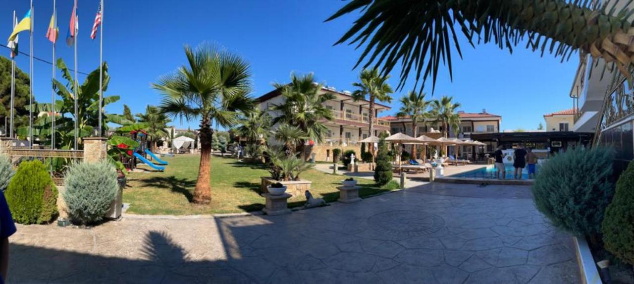 Halkidiki Greek Pride Ηotel And Apartments Fourka Eksteriør billede