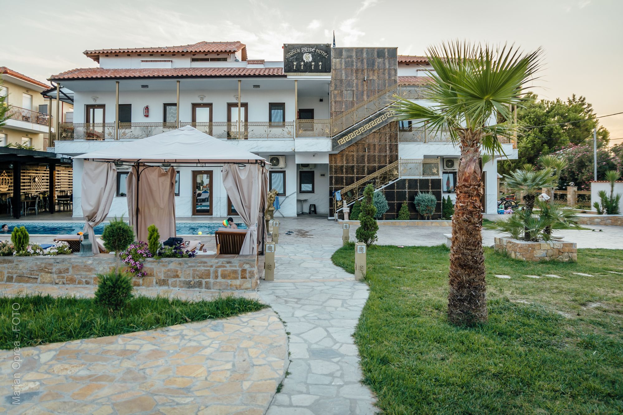 Halkidiki Greek Pride Ηotel And Apartments Skála Foúrkas Eksteriør billede